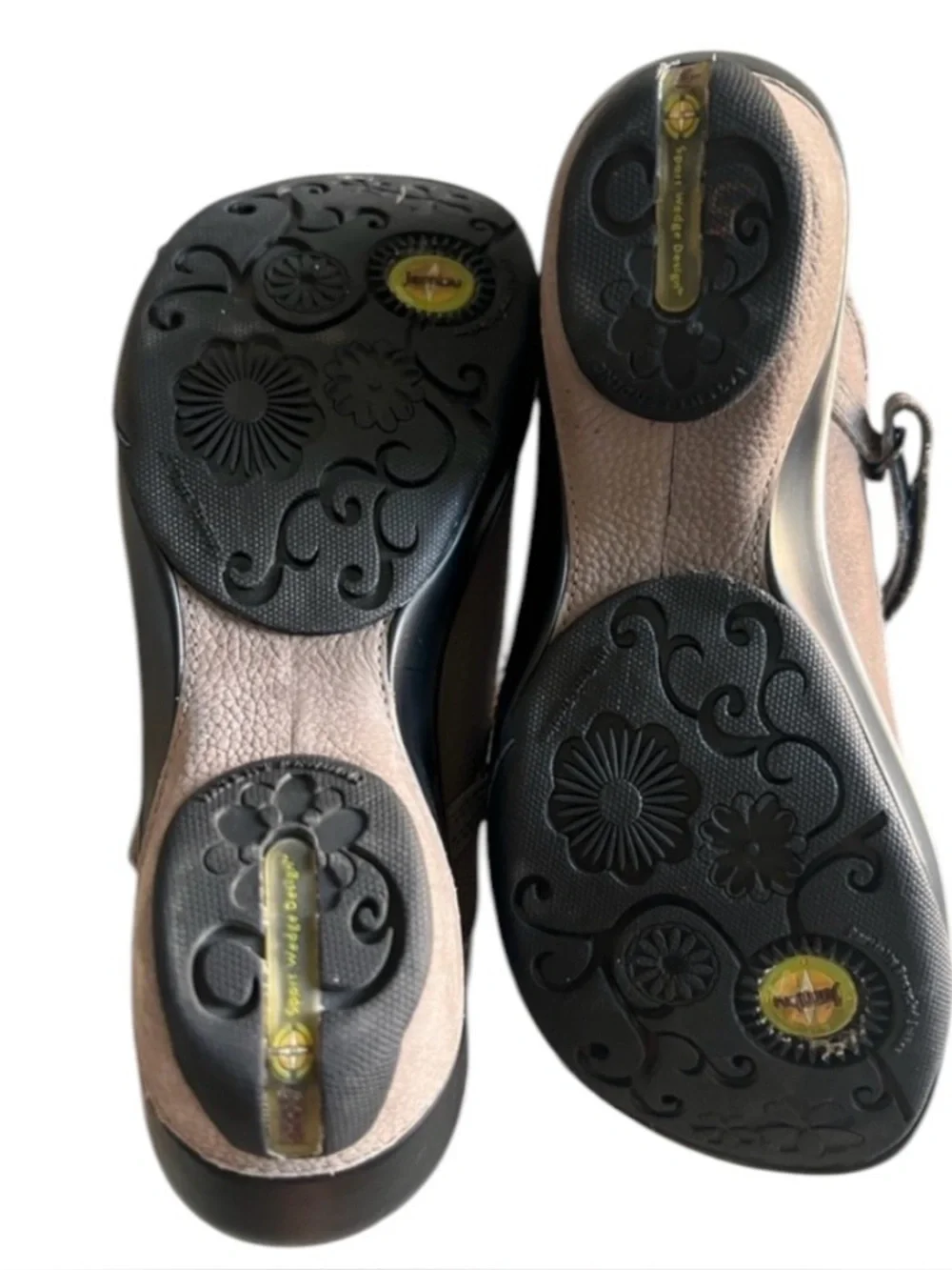 Jambu Lido Too Encore women’s 7 brown leather heeled sport wedge shoes